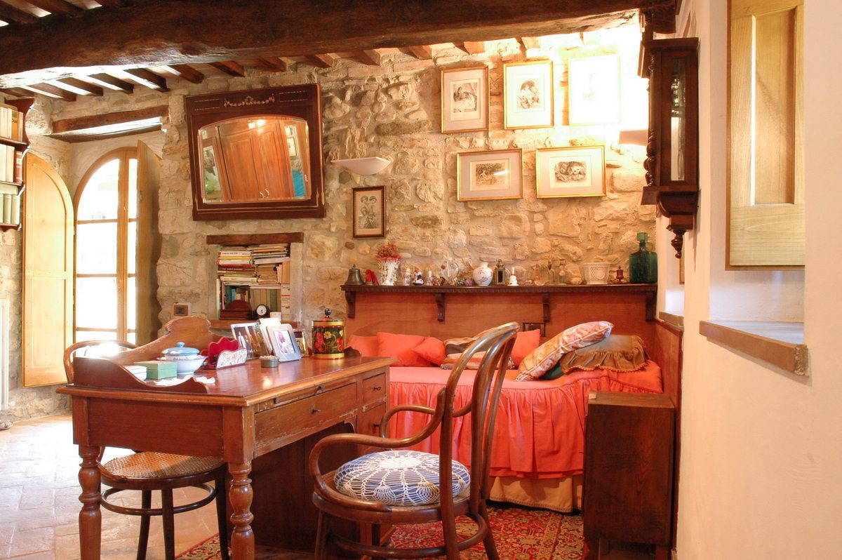 Поместье в Читта-ди-Кастелло, Италия, 694 м² - фото 11