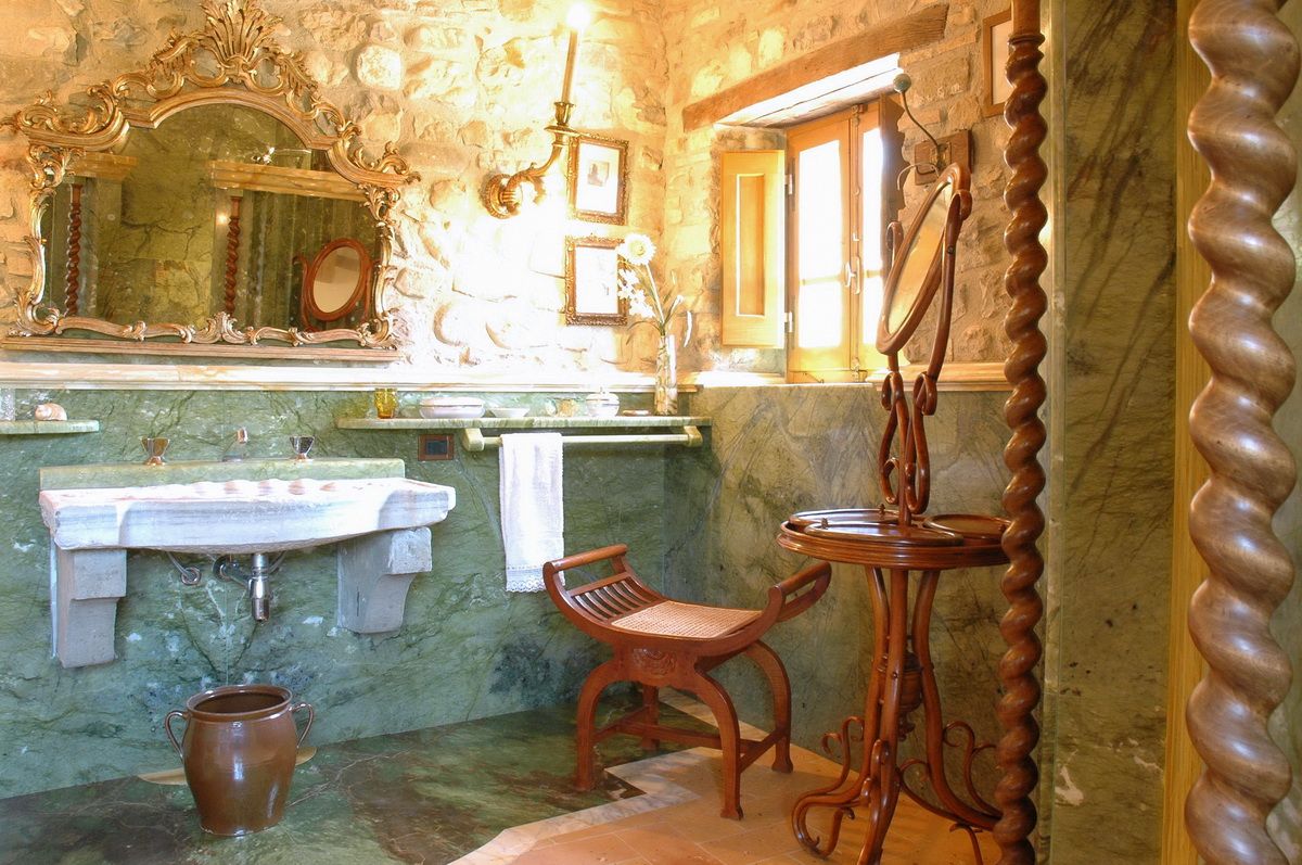 Поместье в Читта-ди-Кастелло, Италия, 694 м² - фото 18