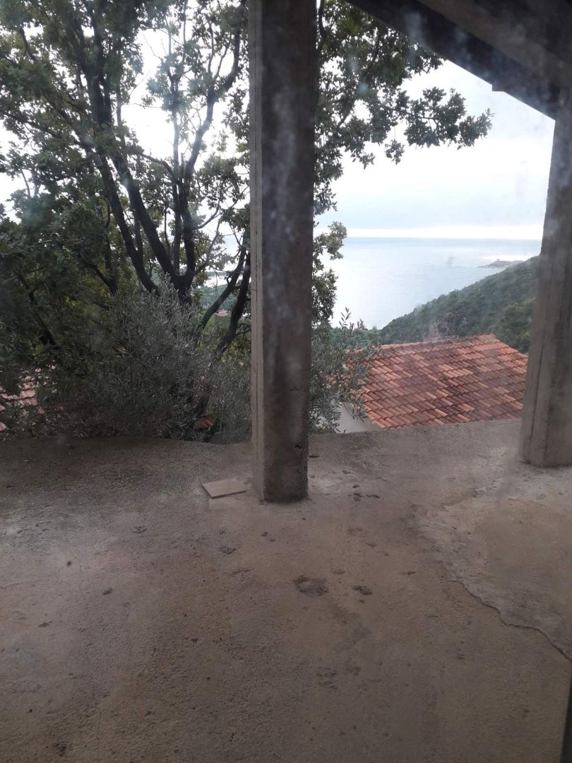 Дом на полуострове Луштица, Черногория, 180 м2 - фото 1