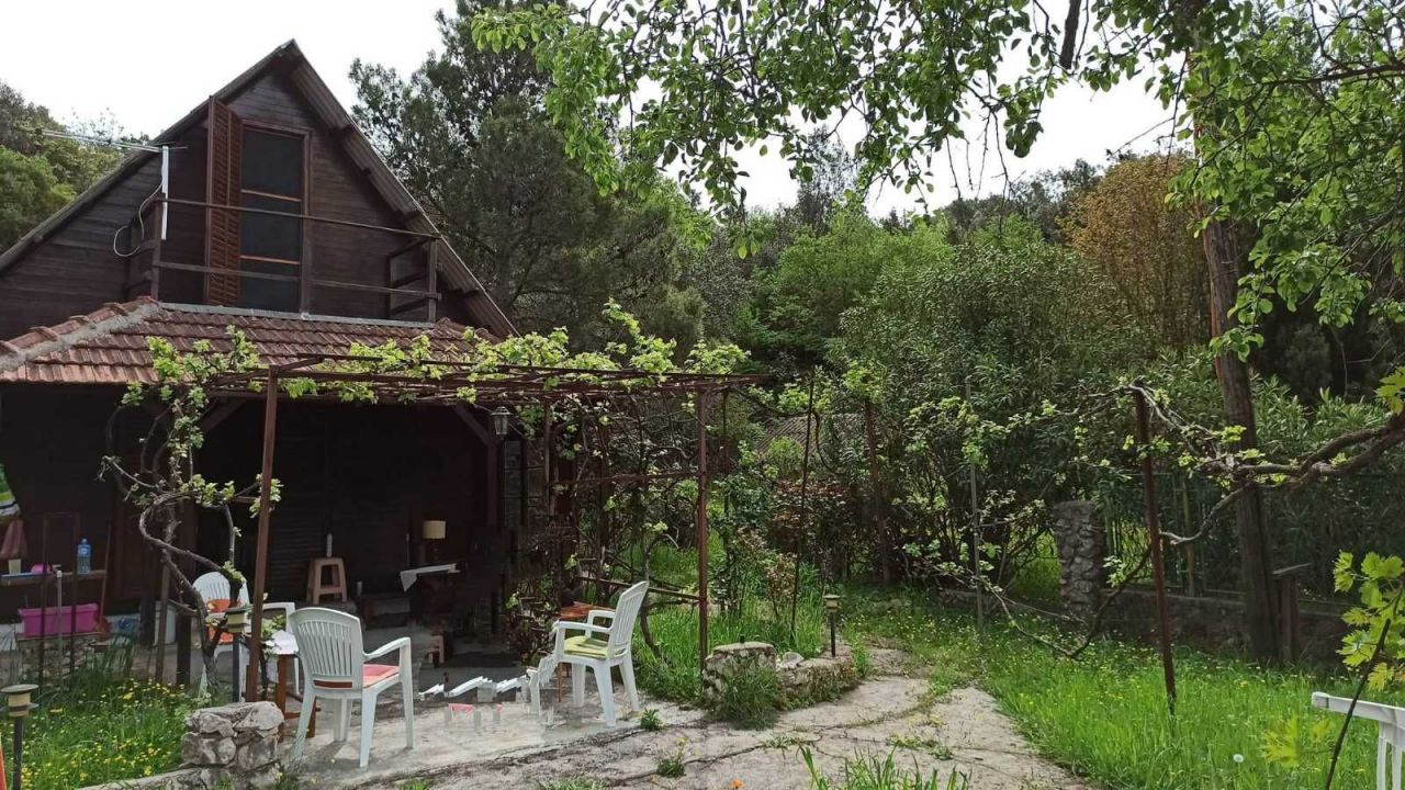 Дом в Утехе, Черногория, 46 м2 - фото 1