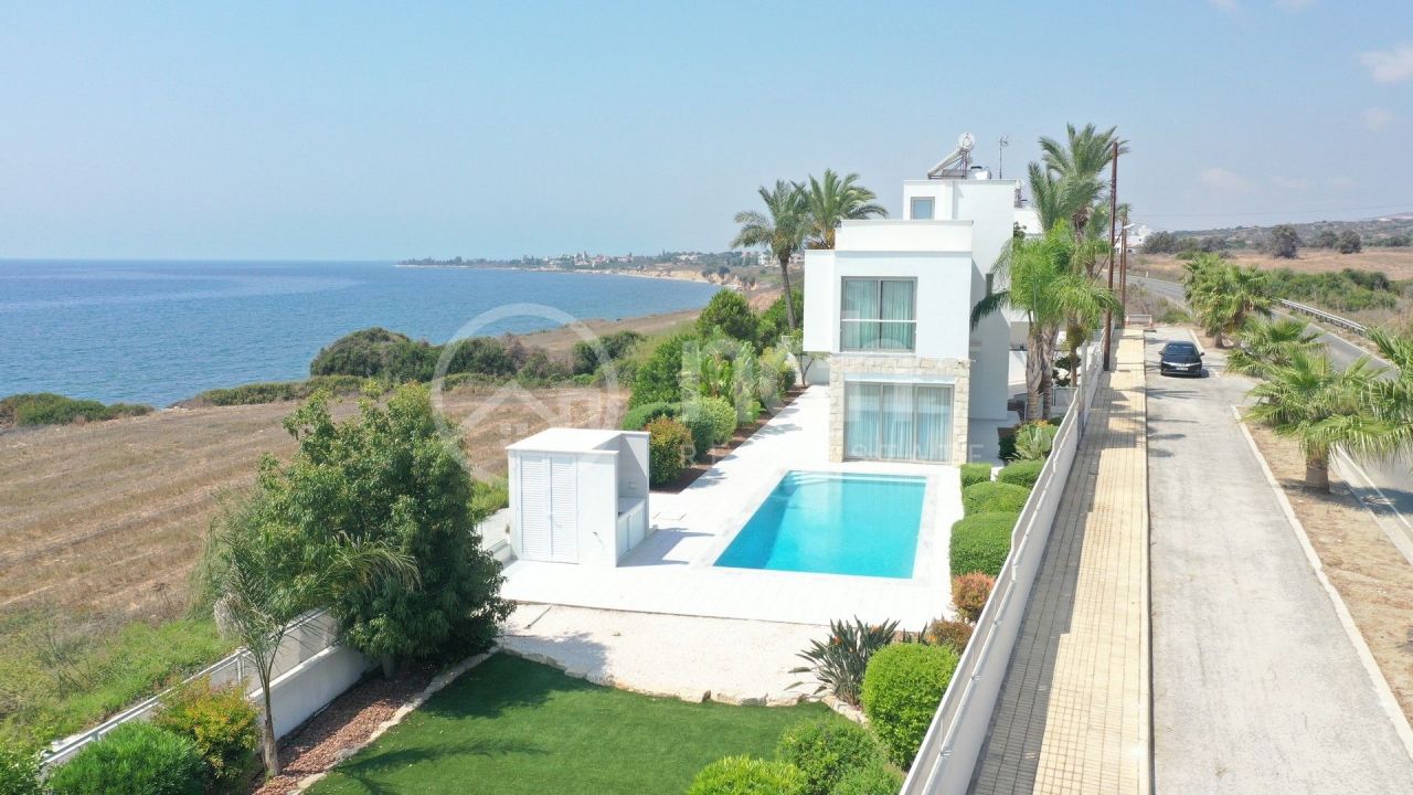 Дом в Ларнаке, Кипр, 160 м2 - фото 1