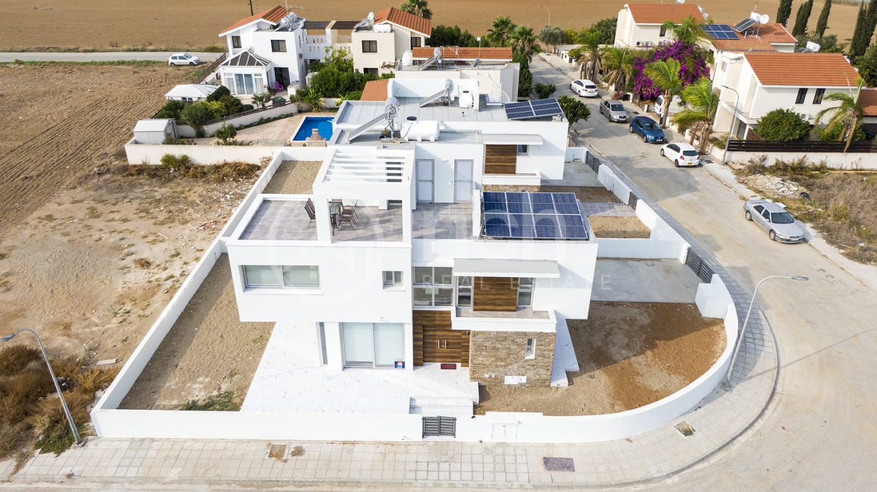 Дом в Ларнаке, Кипр, 145 м2 - фото 1
