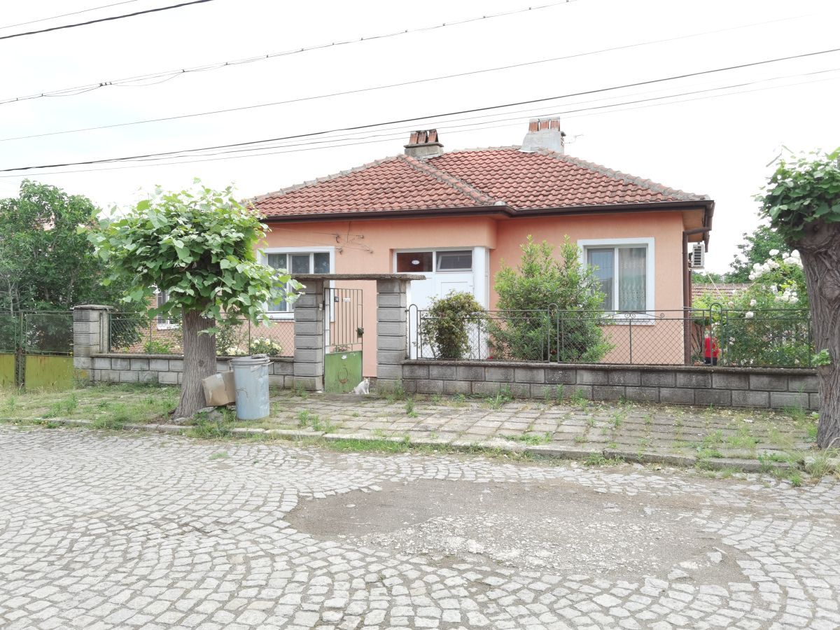 Дом в Бургасе, Болгария, 204 м2 - фото 1