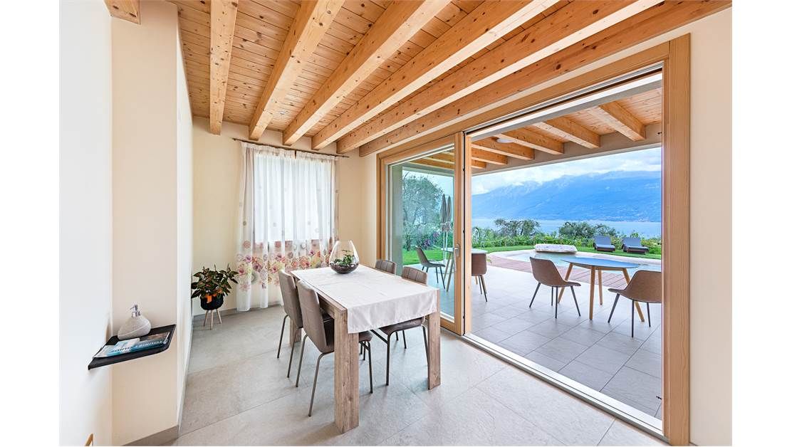 Вилла у озера Гарда, Италия, 280 м² - фото 18