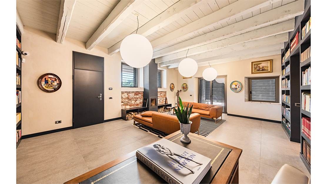 Вилла у озера Гарда, Италия, 415 м² - фото 12