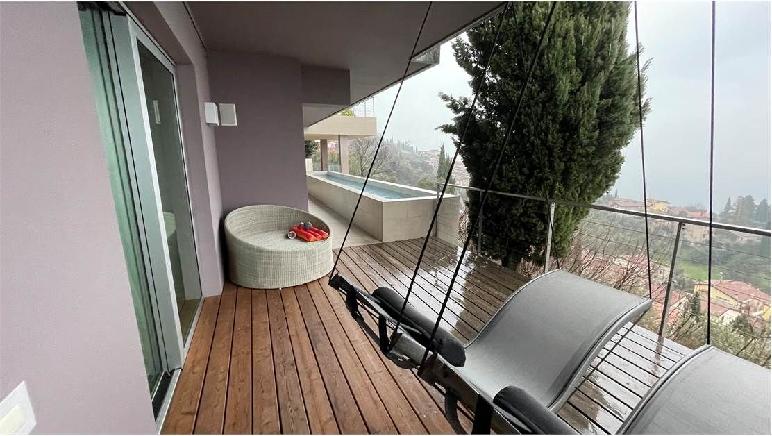 Вилла у озера Гарда, Италия, 450 м² - фото 17