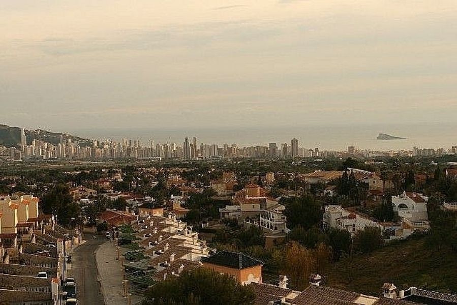Коммерческая недвижимость в Ла-Нусиа, Испания, 1 442 м2 - фото 1