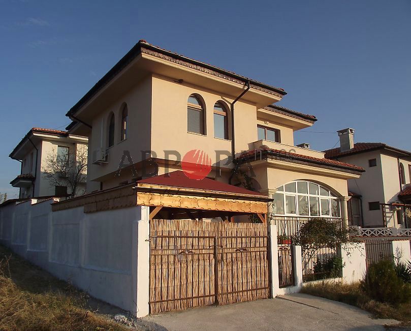 Дом в Бургасе, Болгария, 130 м2 - фото 1
