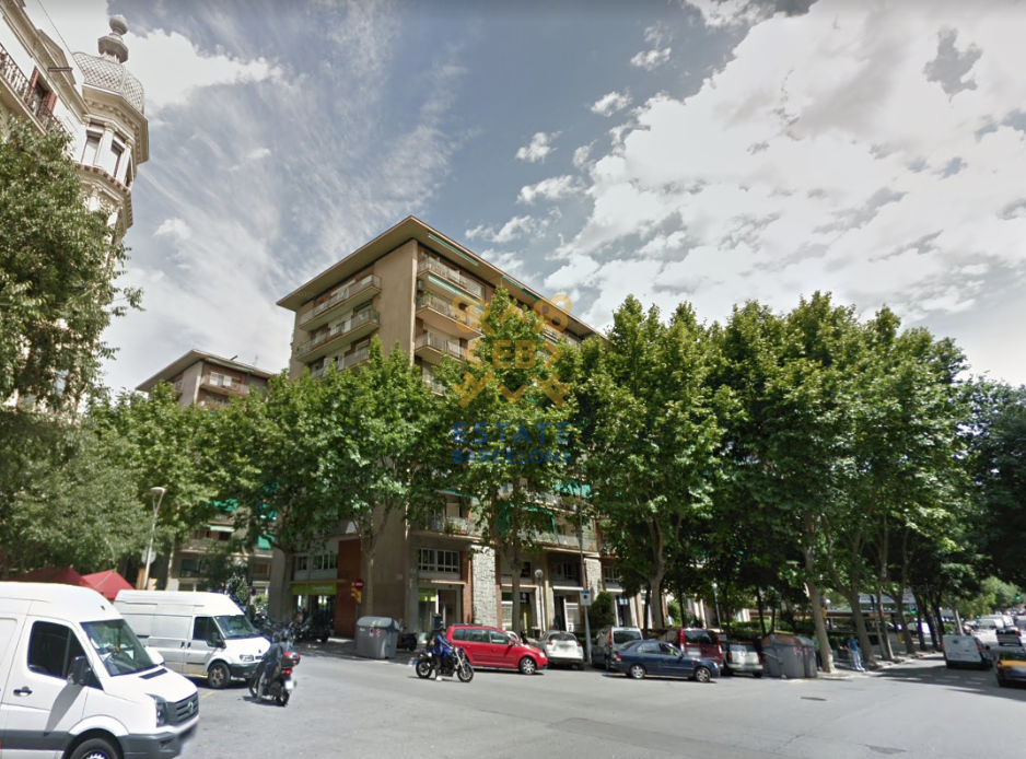 Коммерческая недвижимость в Барселоне, Испания, 290 м2 - фото 1