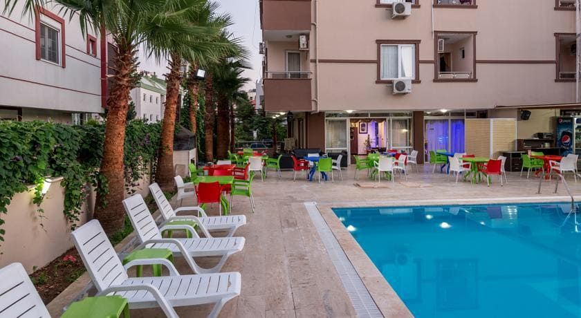 Отель, гостиница в Анталии, Турция, 1 000 м2 - фото 1