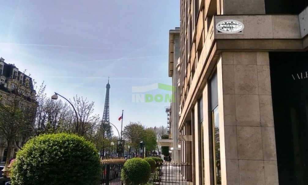 Коммерческая недвижимость в Париже, Франция, 1 800 м2 - фото 1