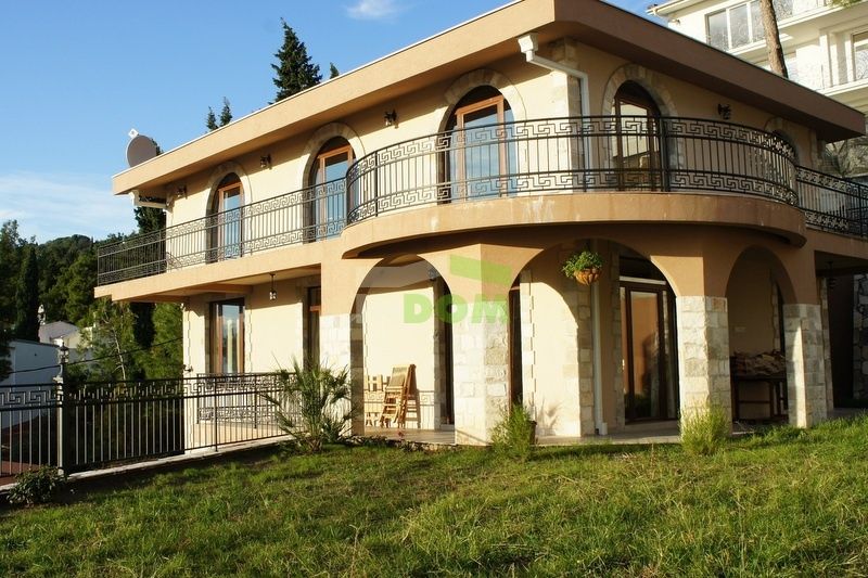 Дом в Баре, Черногория, 326 м2 - фото 1