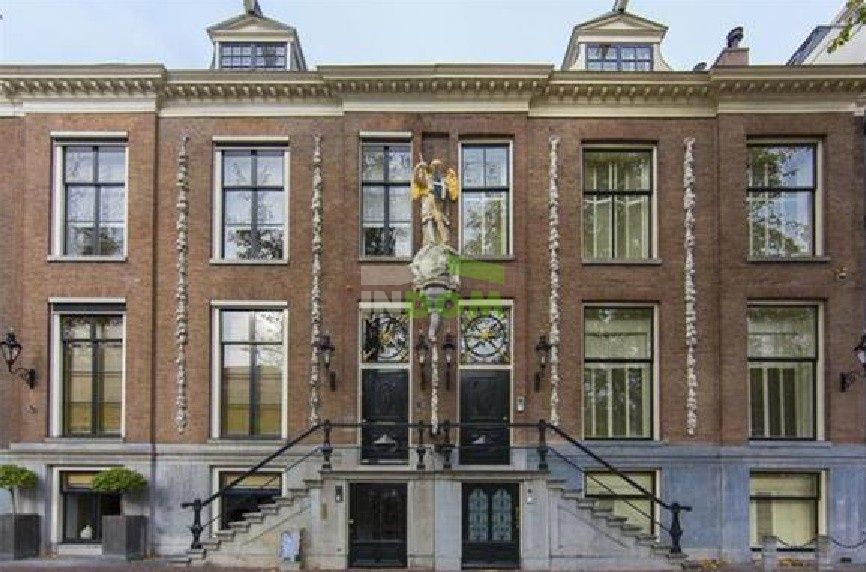 Дом в Амстердаме, Нидерланды, 650 м2 - фото 1
