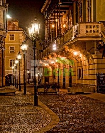 Коммерческая недвижимость в Праге, Чехия, 2 046.6 м2 - фото 1