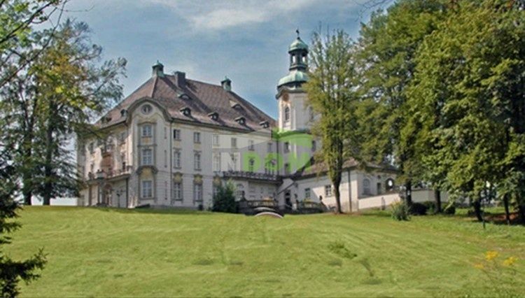 Замок Бавария, Германия, 2 500 м2 - фото 1