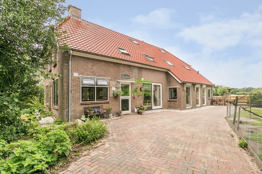 Вилла в Амстердаме, Нидерланды, 320 м² - фото 2