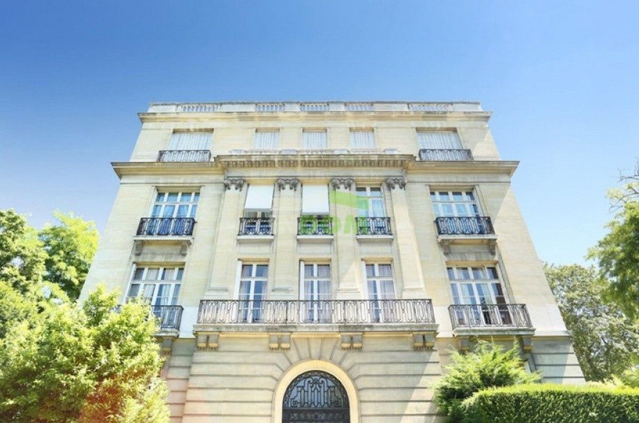 Апартаменты в Париже, Франция, 375 м² - фото 2