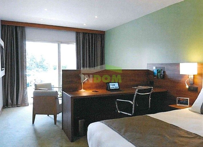 Отель, гостиница Лазурный берег, Франция, 4 830 м² - фото 3