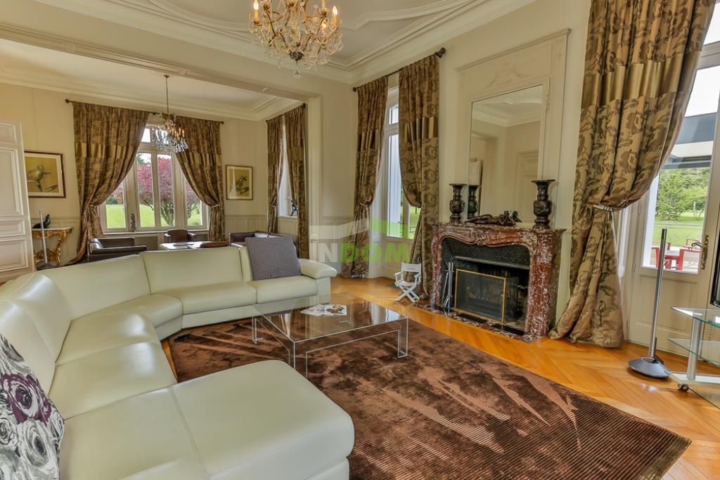 Замок Долина Луары, Франция, 900 м² - фото 4