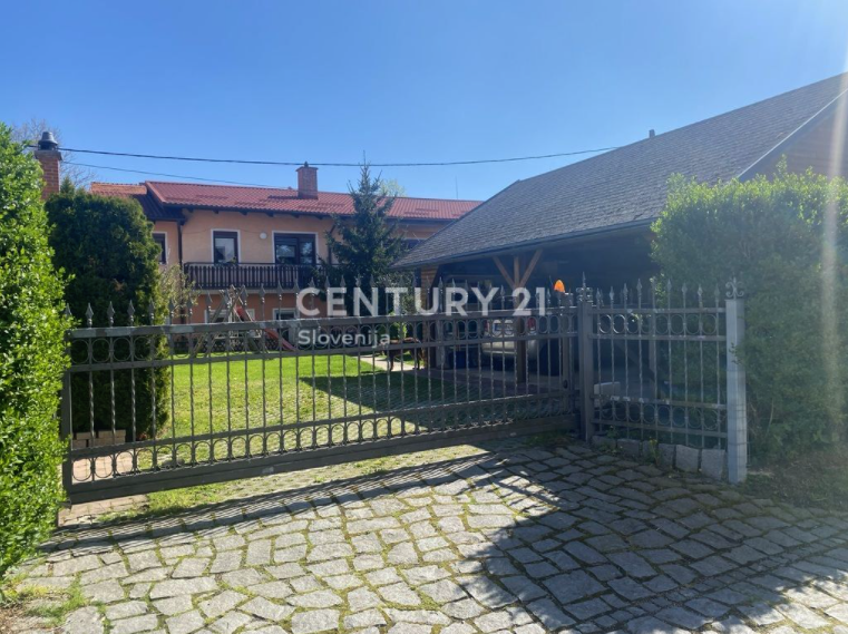 Отель, гостиница в Словенска-Бистрице, Словения, 845 м² - фото 5