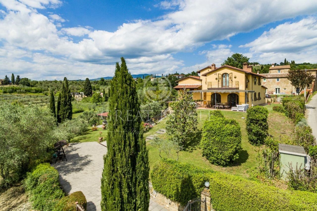 Вилла в Ареццо, Италия, 347.75 м² - фото 7