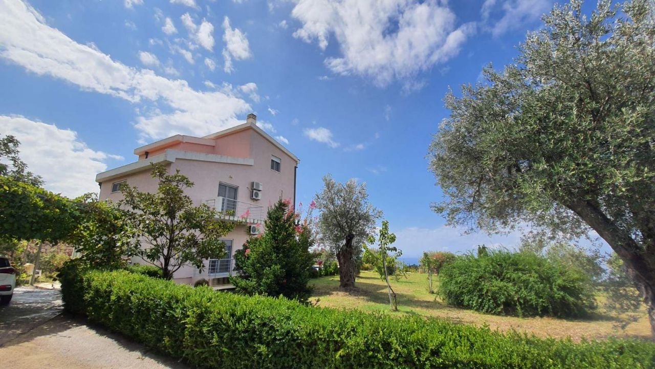 Дом в Добра Воде, Черногория, 250 м² - фото 2