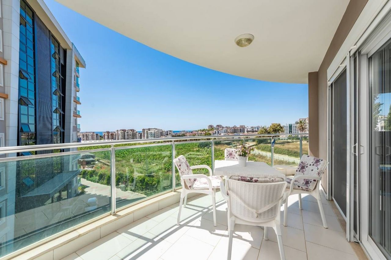 Квартира в Алании, Турция, 101 м² - фото 1