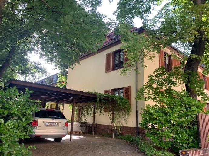 Доходный дом в Магдебурге, Германия, 402 м2 - фото 1