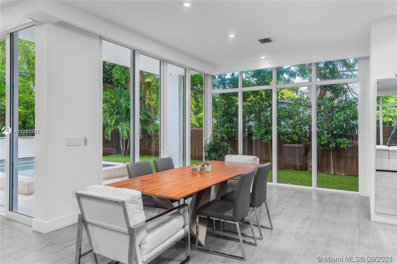 Дом в Майами, США, 280 м² - фото 11