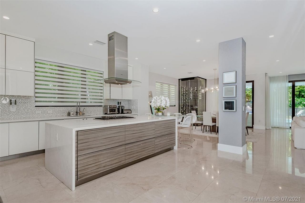 Вилла в Майами, США, 390 м² - фото 10