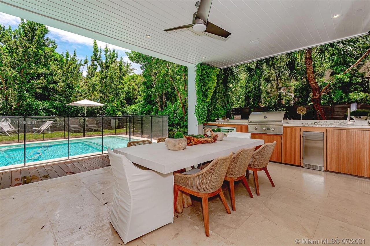 Вилла в Майами, США, 390 м² - фото 8