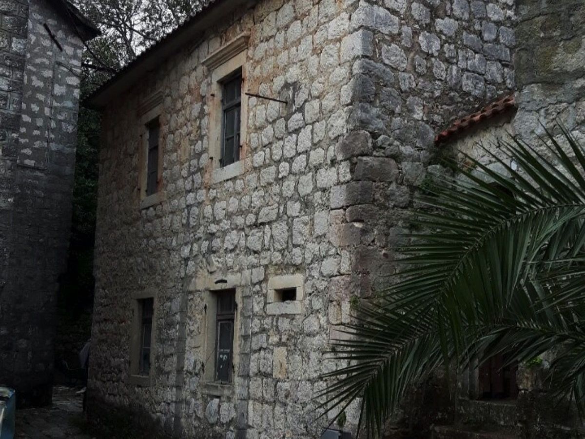 Дом в Перасте, Черногория, 97 м2 - фото 1