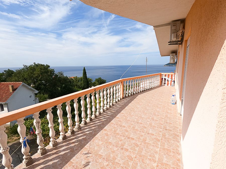 Дом Ратац, Черногория, 180 м² - фото 2