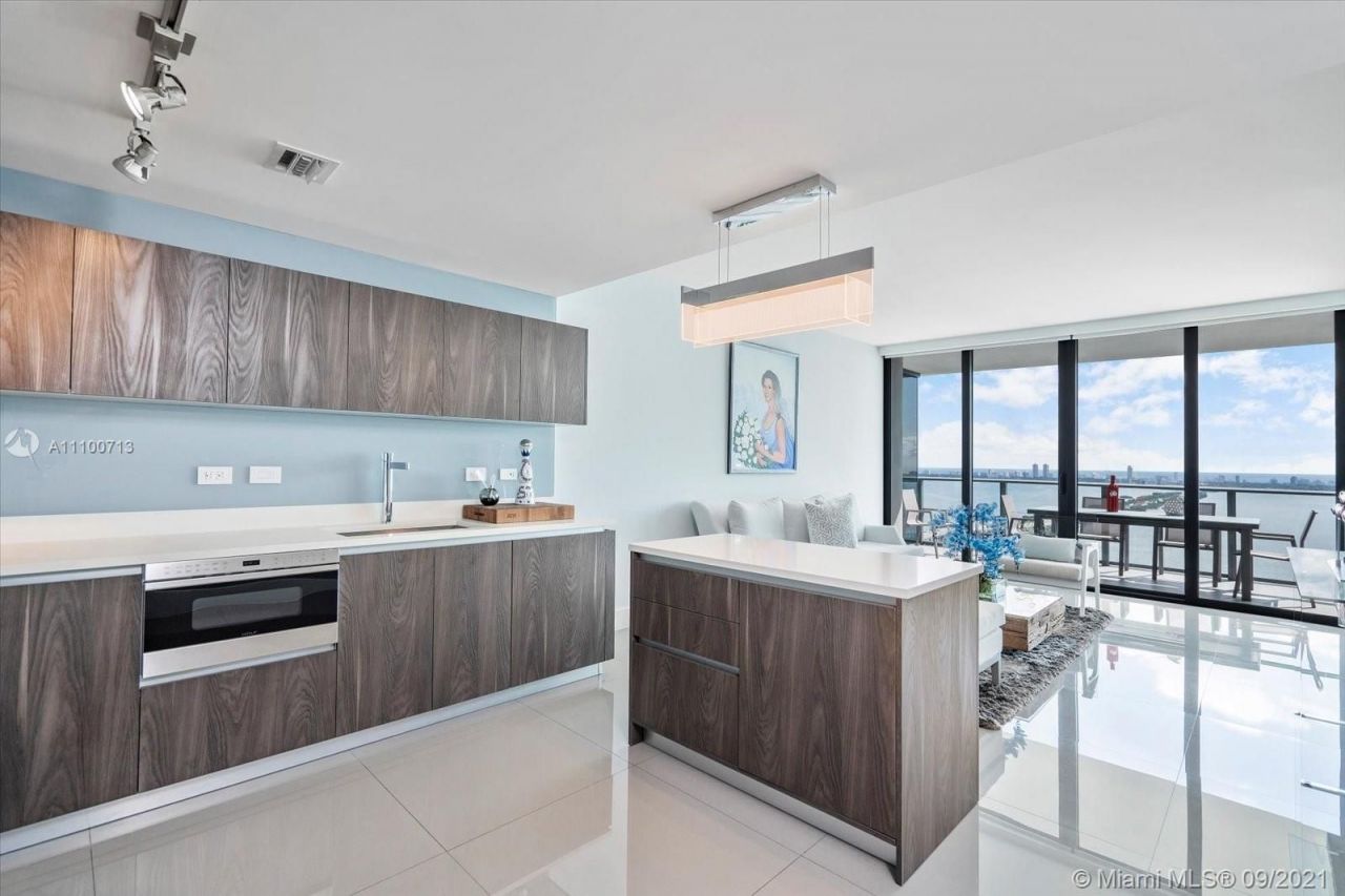 Апартаменты в Майами, США, 100 м² - фото 13