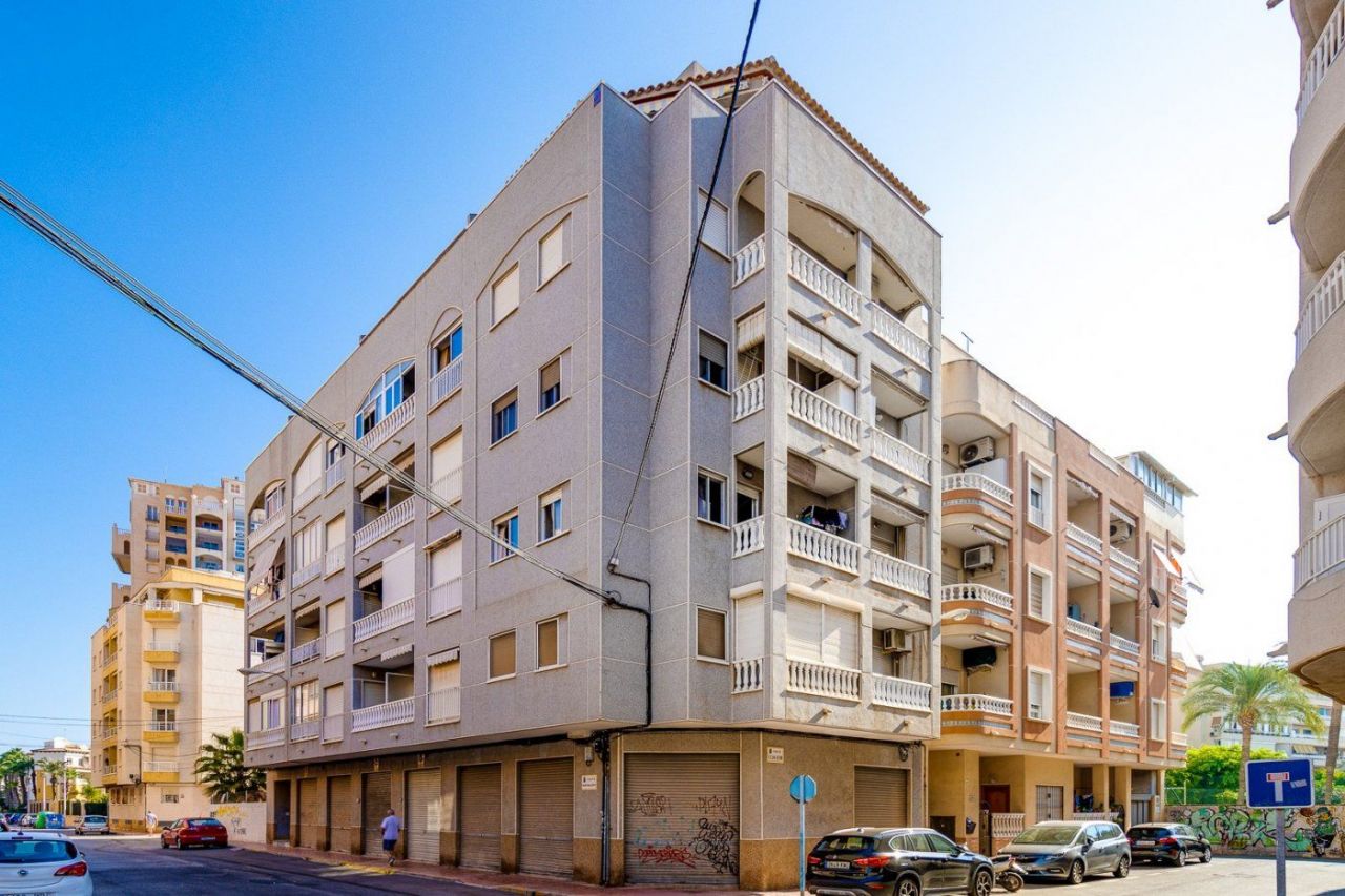 Апартаменты в Торревьехе, Испания, 55 м2 - фото 1