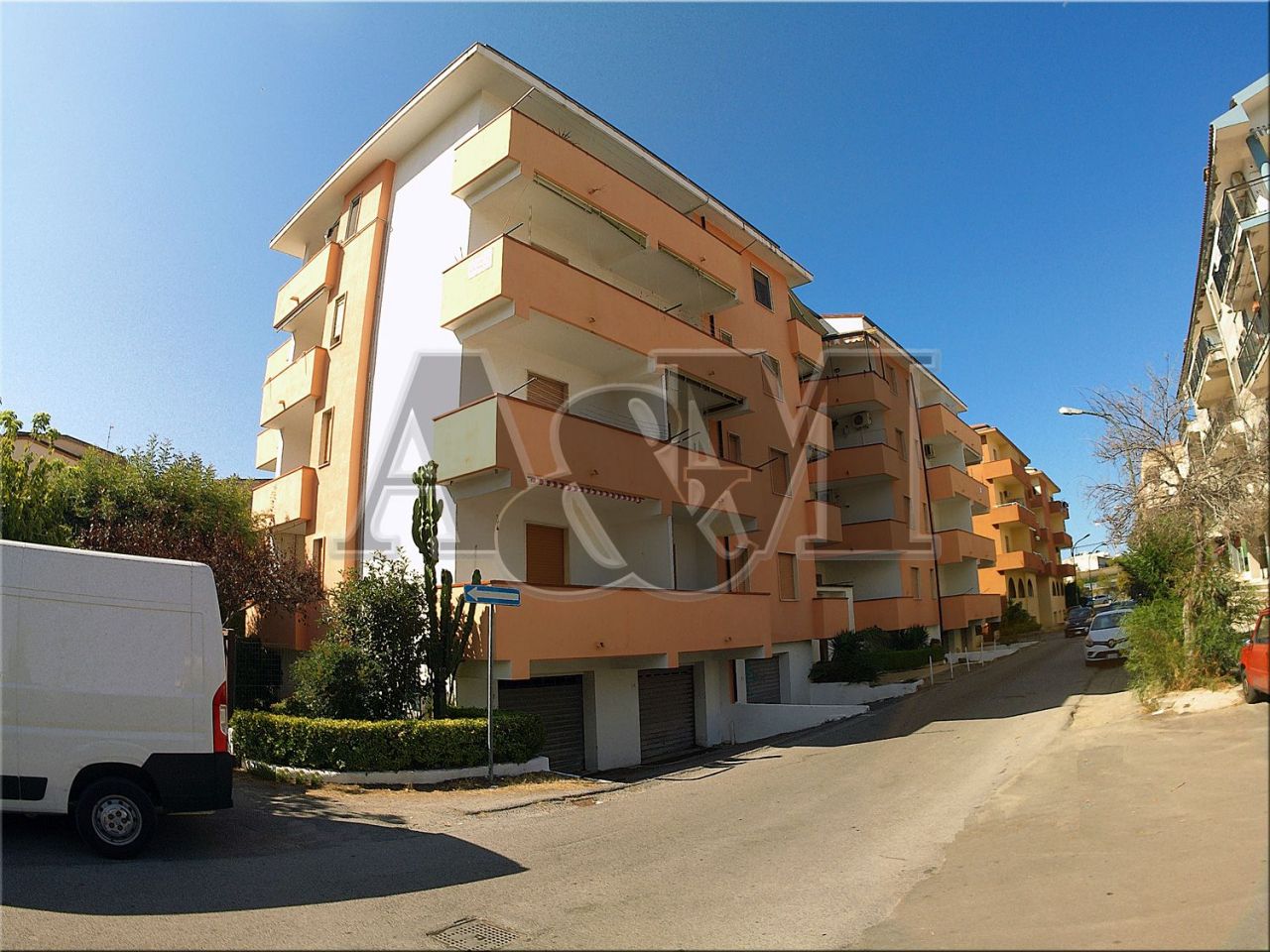 Апартаменты в Скалее, Италия, 71 м2 - фото 1