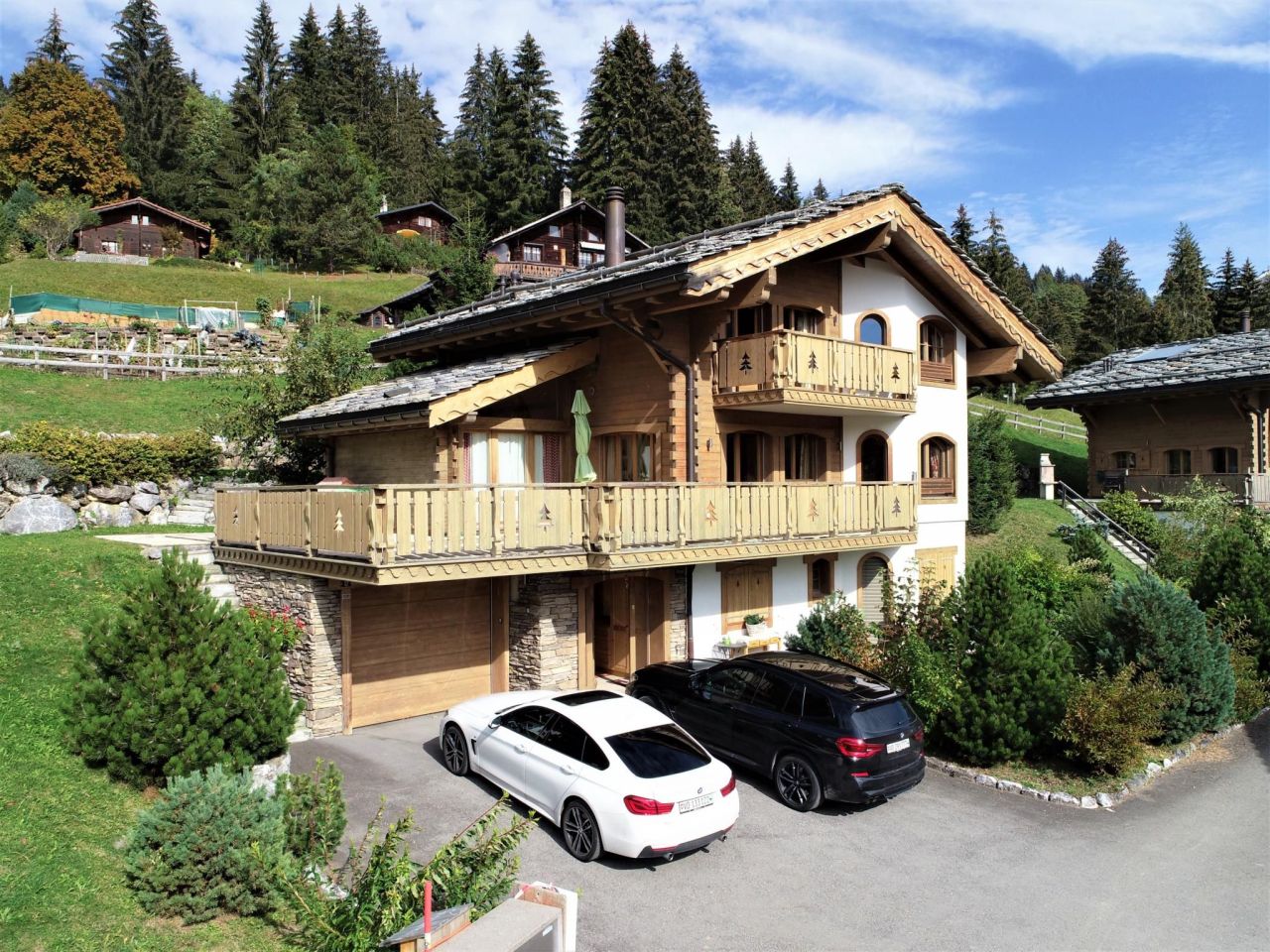 Дом в Грийоне, Швейцария, 200 м2 - фото 1