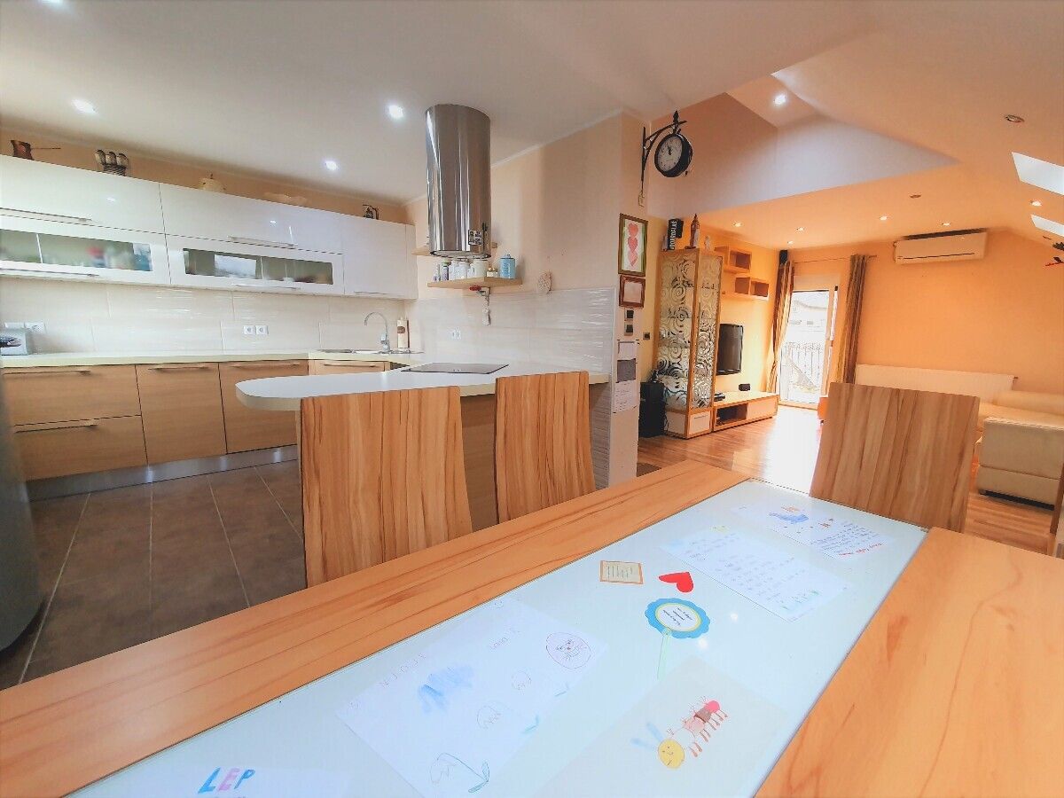 Дом в Целе, Словения, 343.5 м² - фото 8