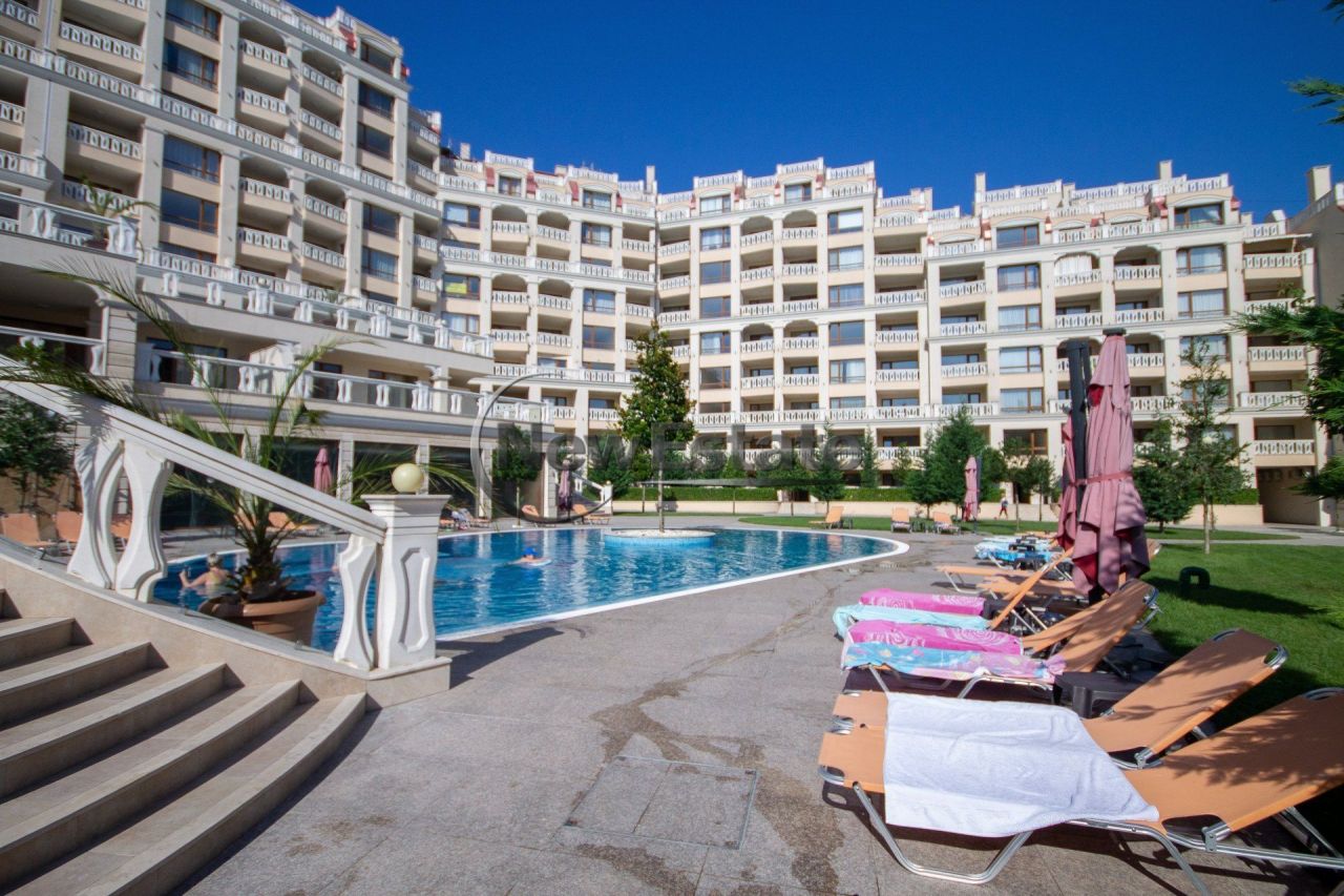 Апартаменты в Варне, Болгария, 70 м² - фото 1