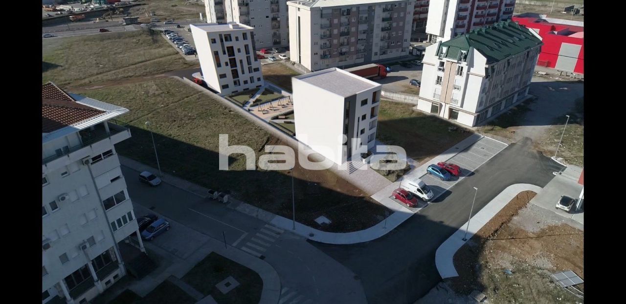 Апартаменты в Подгорице, Черногория, 35.8 м2 - фото 1