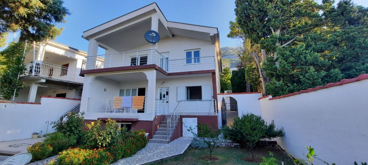 Дом в Сутоморе, Черногория, 195 м2 - фото 1