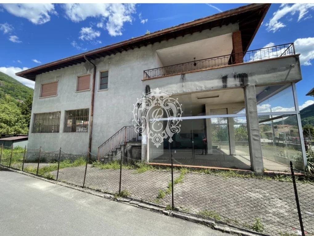 Производство в Порлецце, Италия, 1 000 м² - фото 2