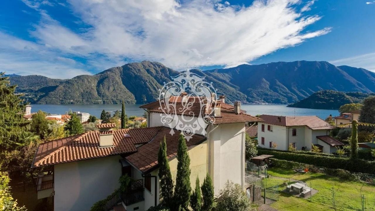 Вилла в Тремеццине, Италия, 430 м² - фото 2