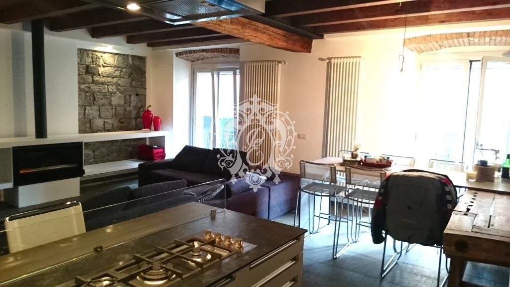 Квартира в Комо, Италия, 85 м² - фото 2