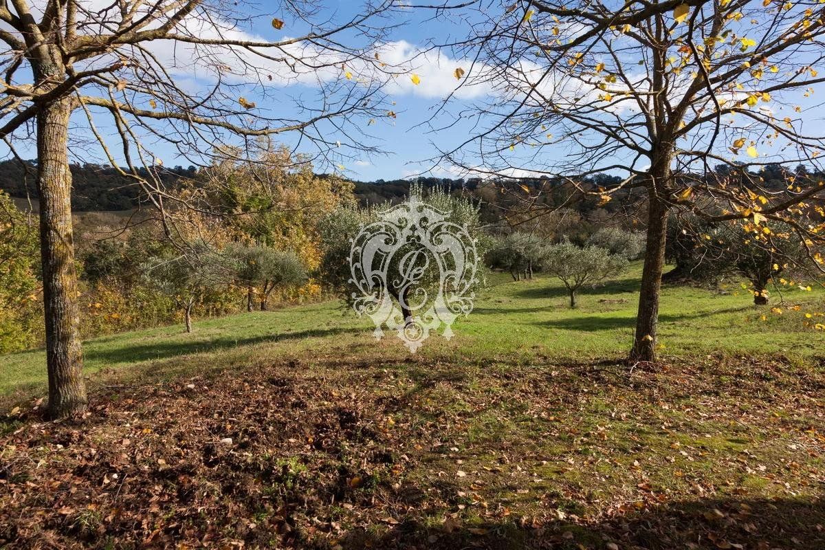 Дом в Тоди, Италия, 450 м² - фото 3