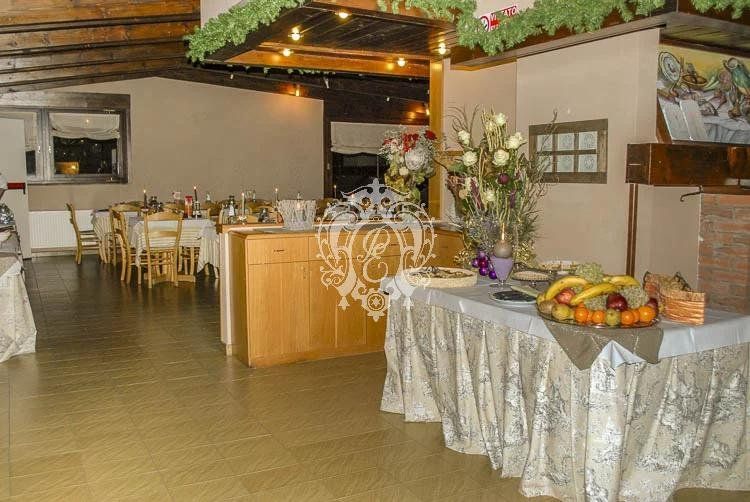 Отель, гостиница в Априке, Италия, 1 732 м² - фото 4