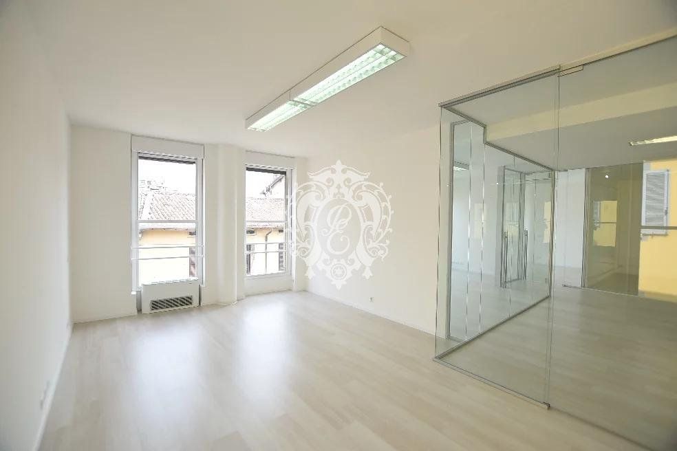 Офис в Комо, Италия, 190 м² - фото 4