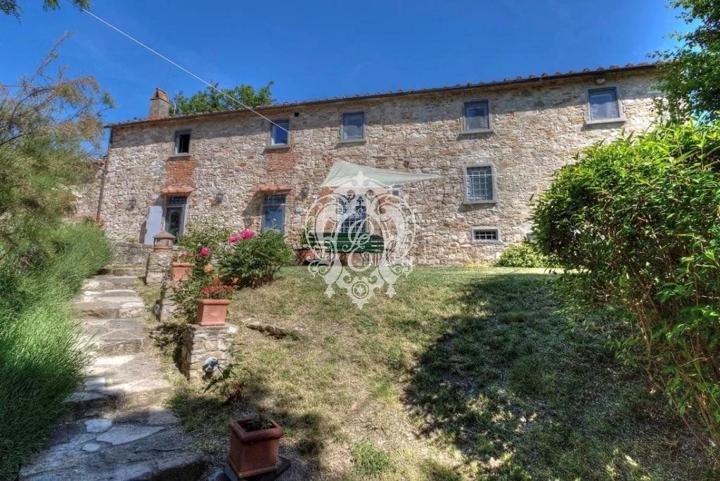 Отель, гостиница в Понтассьеве, Италия, 340 м² - фото 4