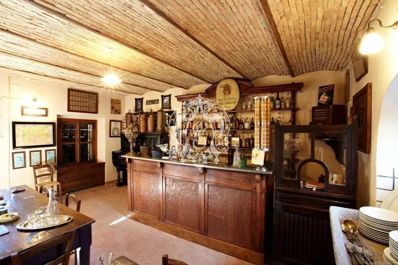 Отель, гостиница в Лекко, Италия, 1 500 м² - фото 7