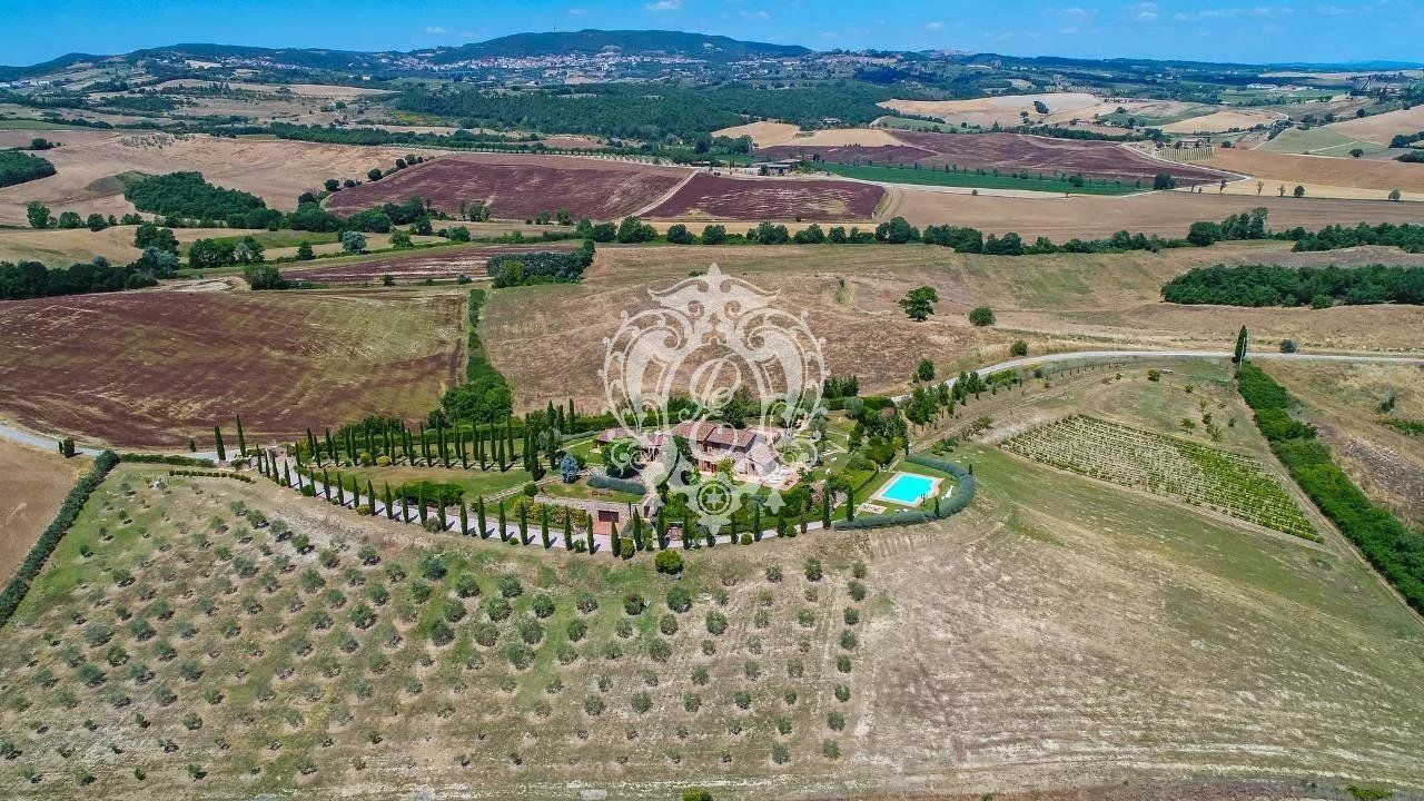 Дом в Кьюси, Италия, 450 м² - фото 7